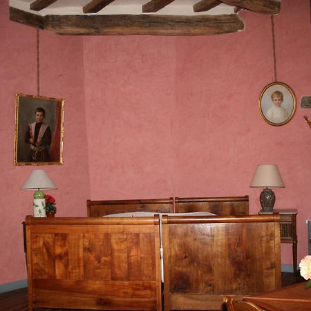 후아프 Chateau De La Roche Martel B&B 외부 사진
