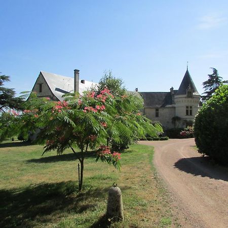 후아프 Chateau De La Roche Martel B&B 외부 사진