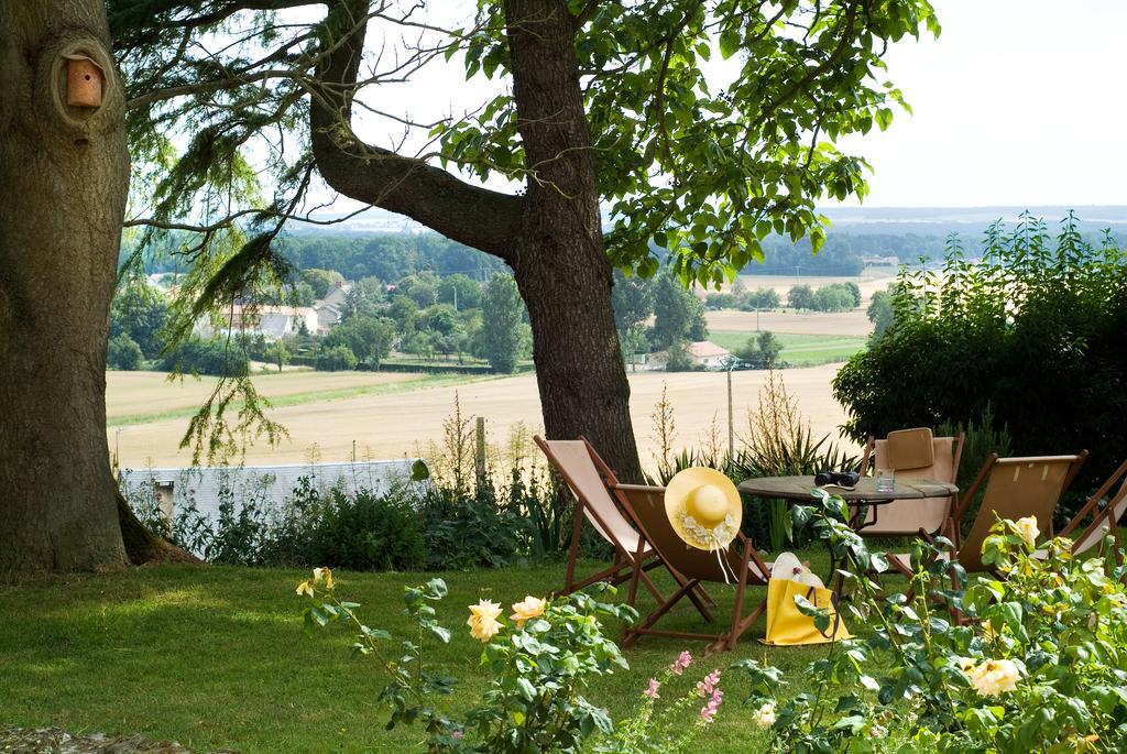 후아프 Chateau De La Roche Martel B&B 외부 사진