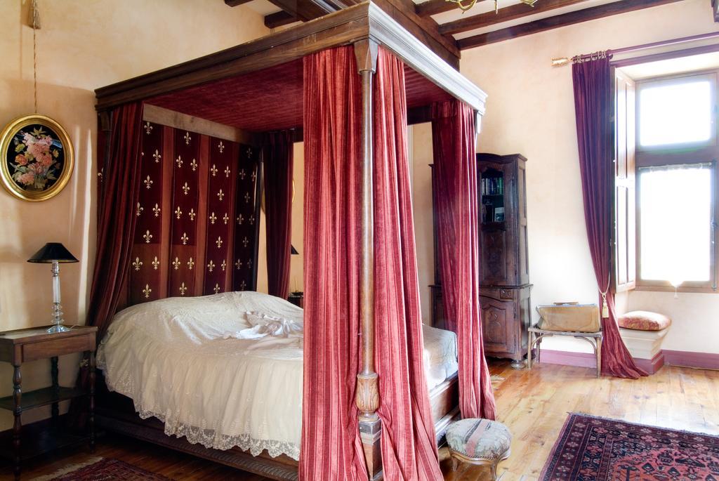 후아프 Chateau De La Roche Martel B&B 객실 사진