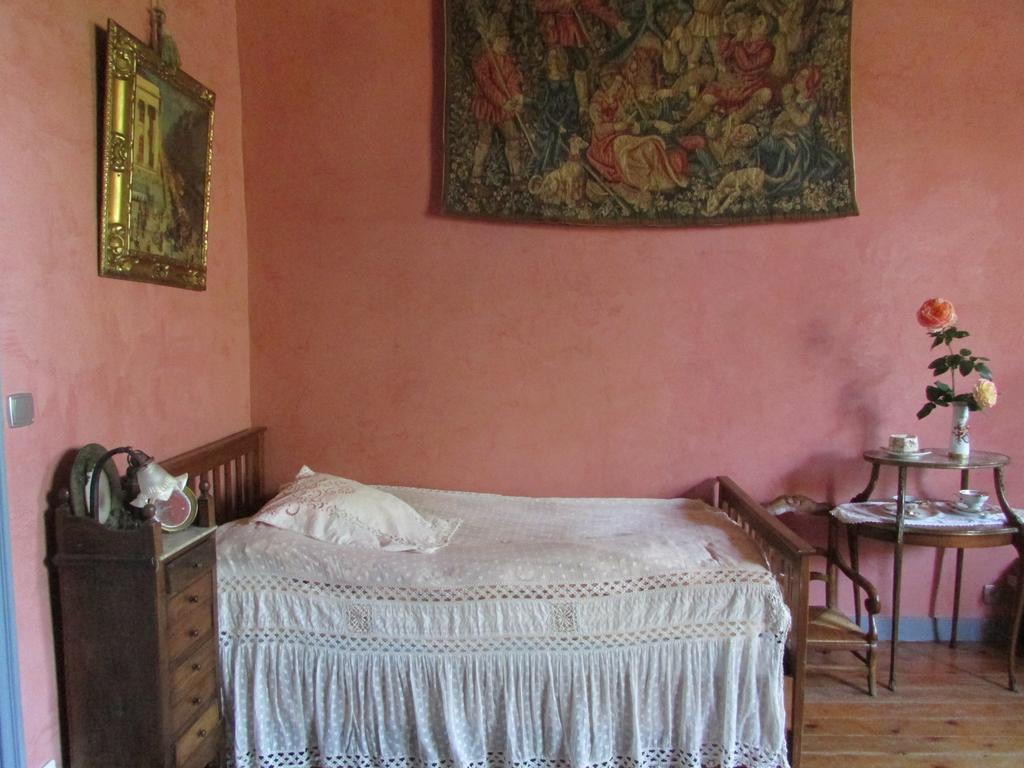 후아프 Chateau De La Roche Martel B&B 객실 사진
