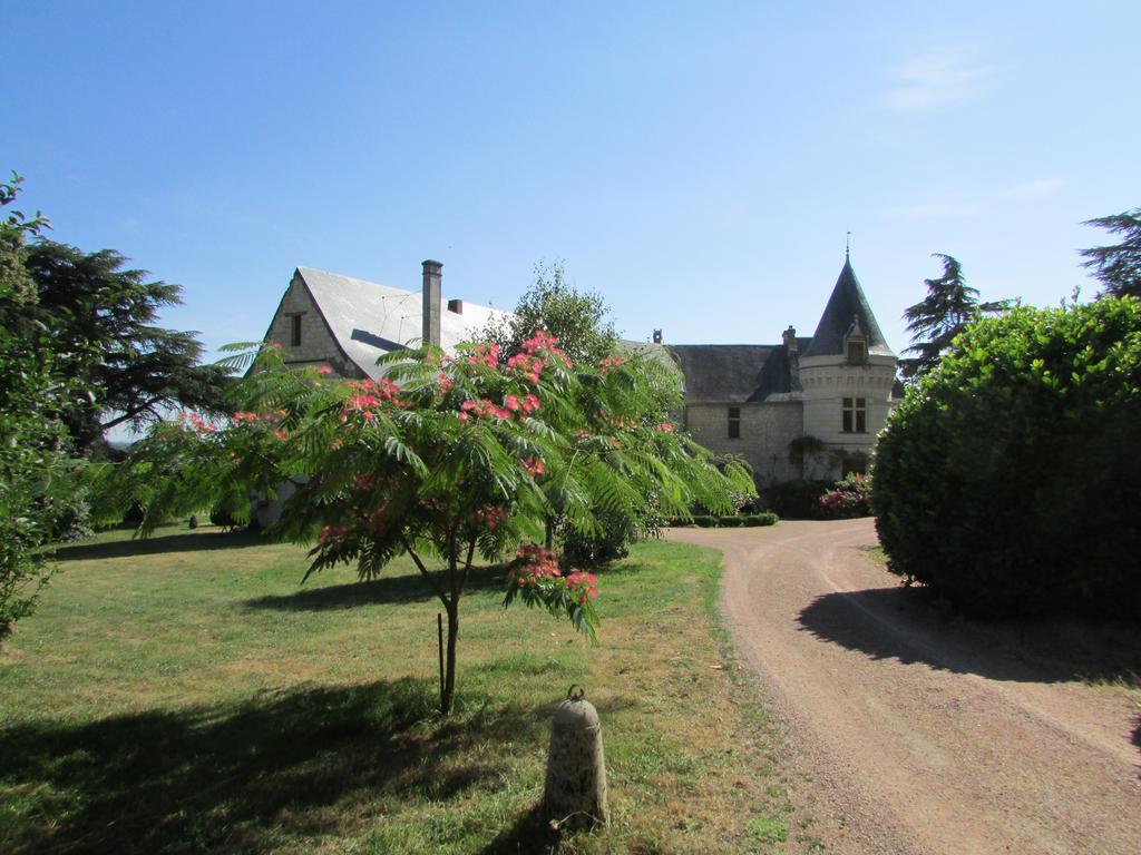 후아프 Chateau De La Roche Martel B&B 외부 사진